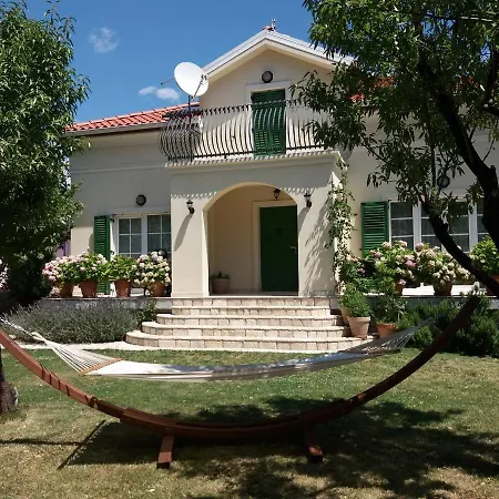 Apartment Barbina Kastelina Sveti Juraj Exterior photo