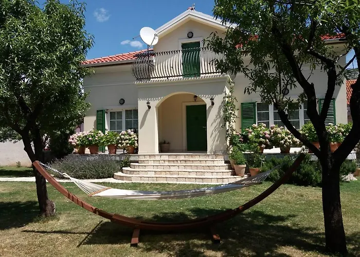 Apartment Barbina Kastelina